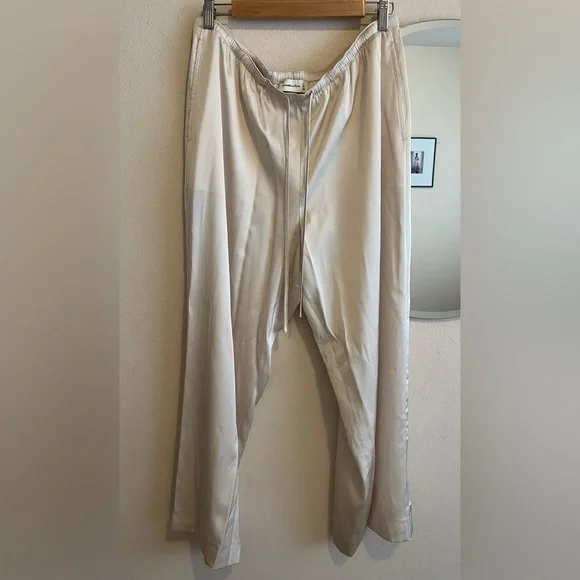 Abercrombie & Fitch Cream Wide Leg Pants - Picture 1 of 6